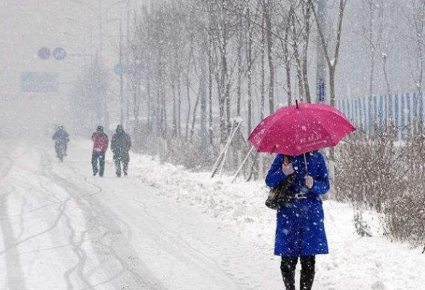 梦见雪很厚,夏天梦见很厚的积雪 财运图4