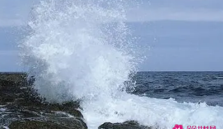 梦见海水高涨向自己涌来我们跑海水却没有涨起来