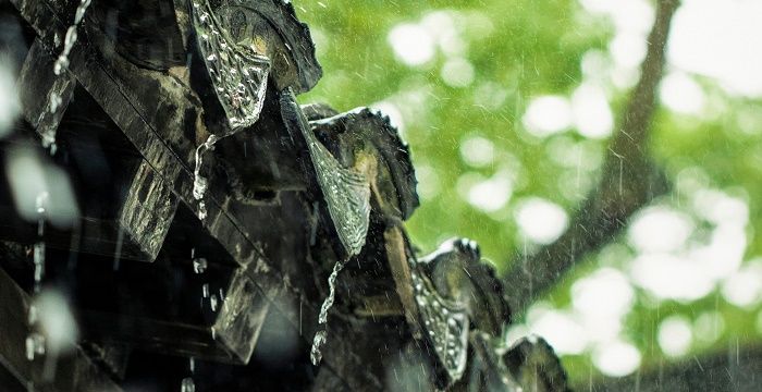 梦见房子漏雨特别严重，梦见租的房子漏雨的很厉害 求解梦图2