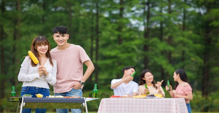 女人梦见很多年不见的朋友，梦见多年不见的老朋友是什么意思图2