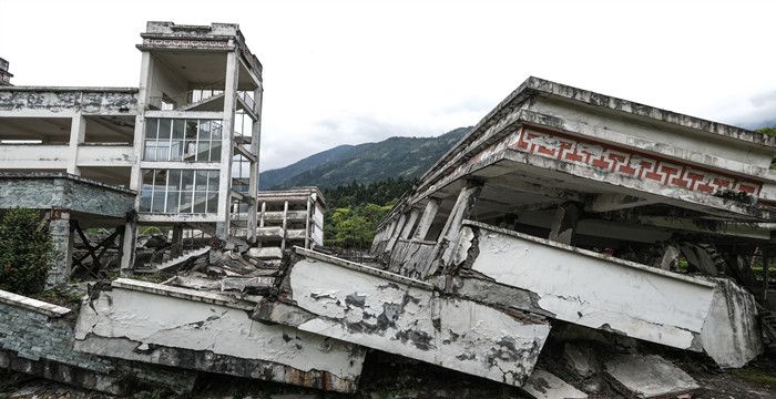 梦见大地震是什么意思图2