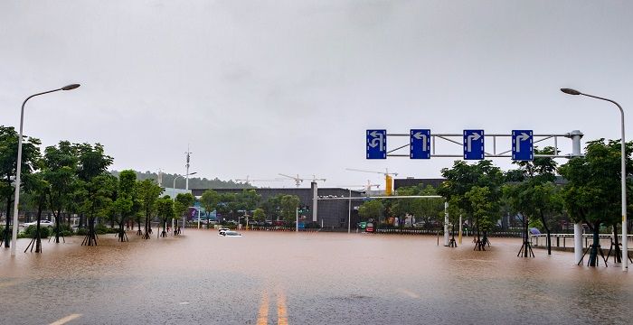 梦见母亲被洪水卷走，梦见自己的妈妈比洪水冲走了啥意思图2