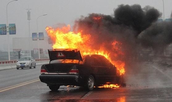 梦见自己的车子起火了什么意思